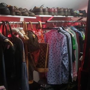 Welcome to My Closet! 🌈🌞